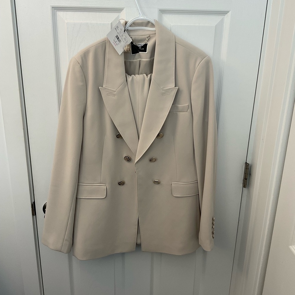 Offwhite Pant Suit. Bnwt